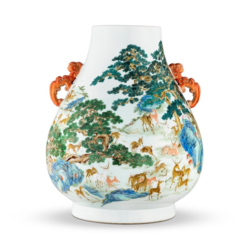 清乾隆 洋彩百鹿雙耳尊 六字篆書款  QIANLONG SIX-CHARACTER SEAL MARK IN UNDERGLAZE BLUE AND OF THE PERIOD (1736-1795) - 图1