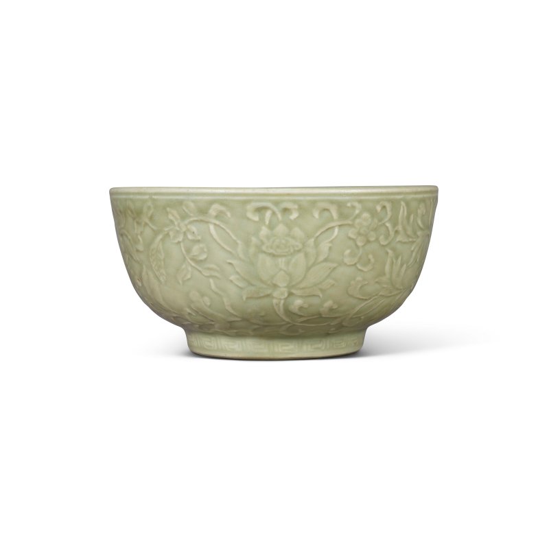 明十五世紀 龍泉窯青釉刻四季花卉紋盌  MING DYNASTY, 15TH CENTURY - 图4