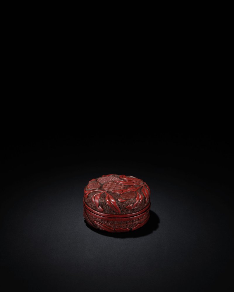 明晚期　剔紅荔枝紋蓋盒 | A CARVED CINNABAR LACQUER 'LYCHEE' BOX AND COVER - 图1