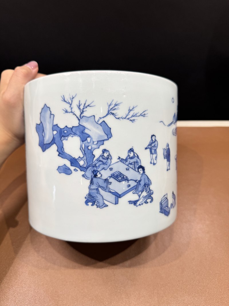 清康熙 青花春夜宴桃李园诗文笔筒 - 图6