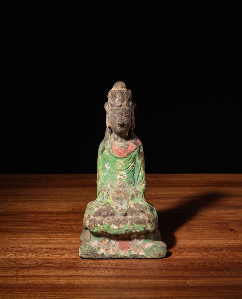 十一至十三世紀 或為西夏 鐵加彩菩薩坐像 | A RARE POLYCHROME-DECORATED IRON FIGURE OF A SEATED BODHISATTVA