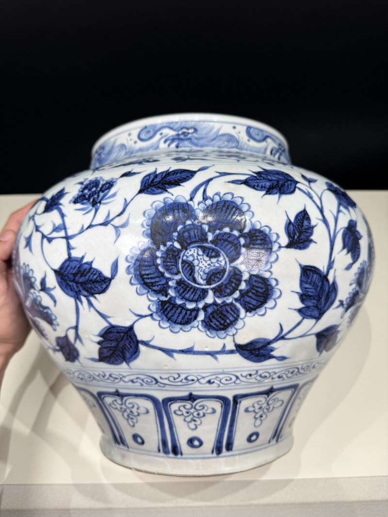 元 青花缠枝莲纹大罐 - 图9