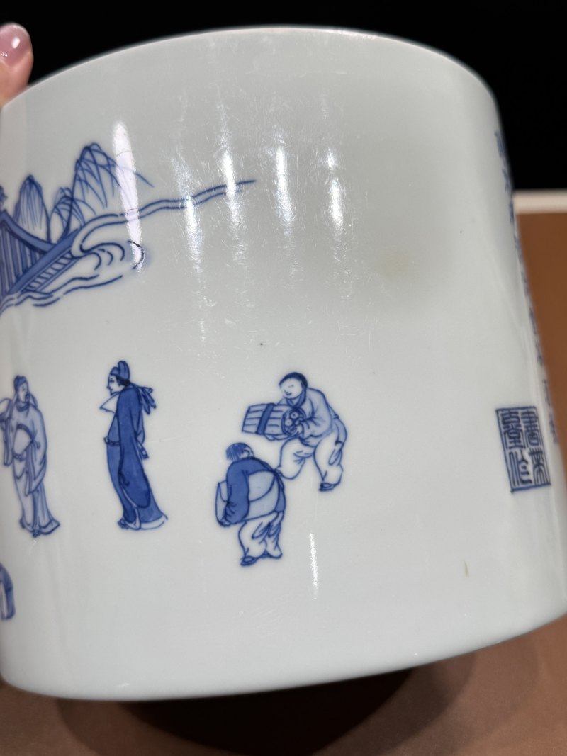 清康熙 青花春夜宴桃李园诗文笔筒 - 图12