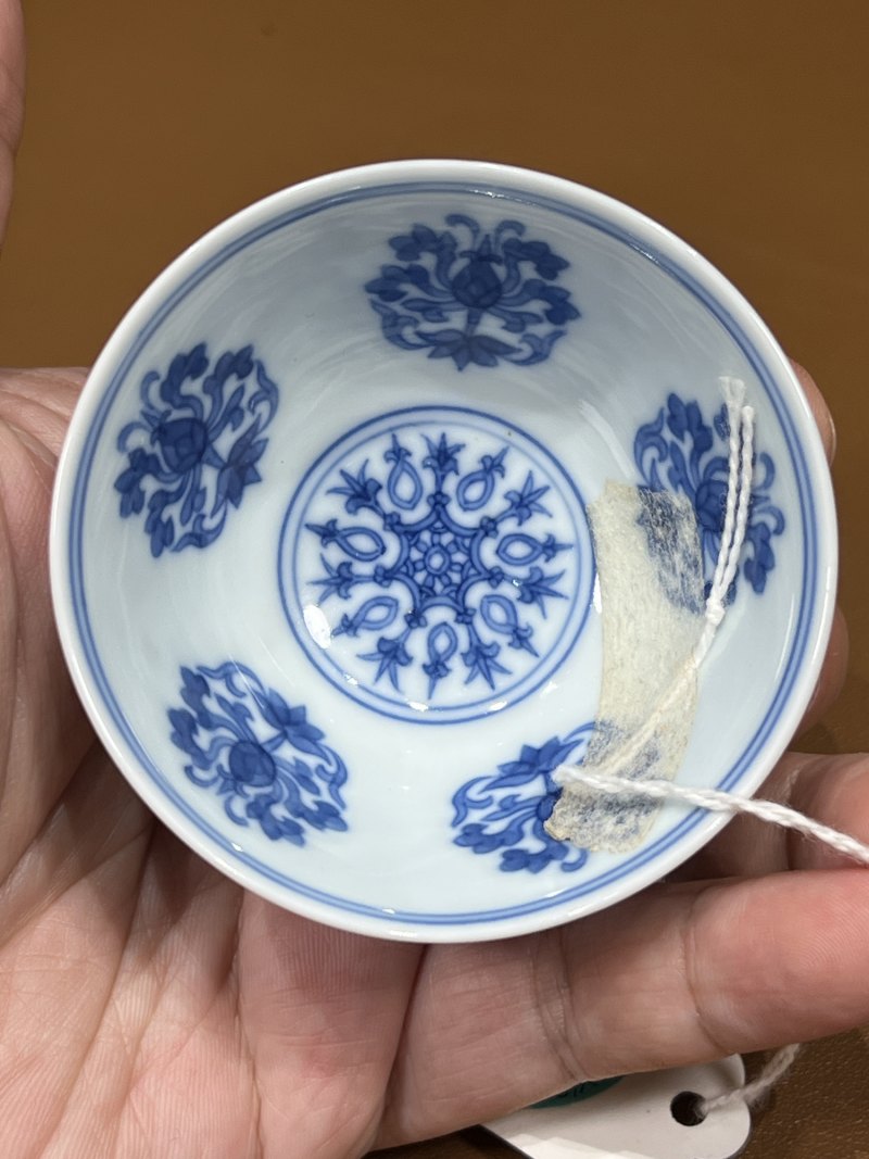 清雍正 青花宝相花纹小杯一对 - 图18