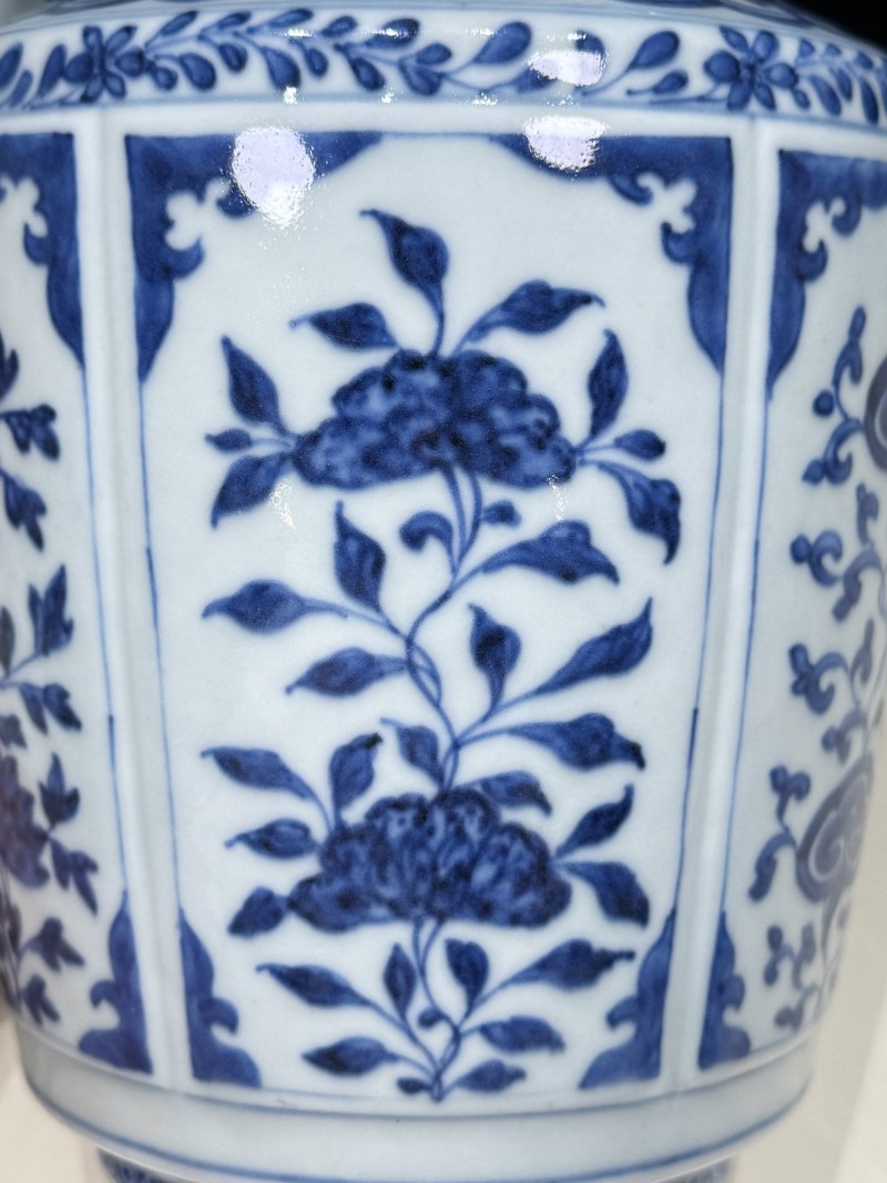 清雍正 仿永乐青花折枝花卉纹执壶 - 图13