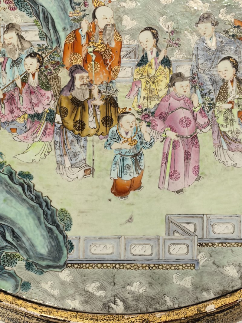 清乾隆 粉彩十二花神图案几 - 图7