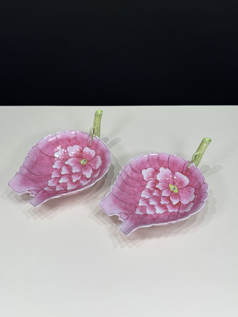 清光绪 粉彩秋操杯一对 - 图2
