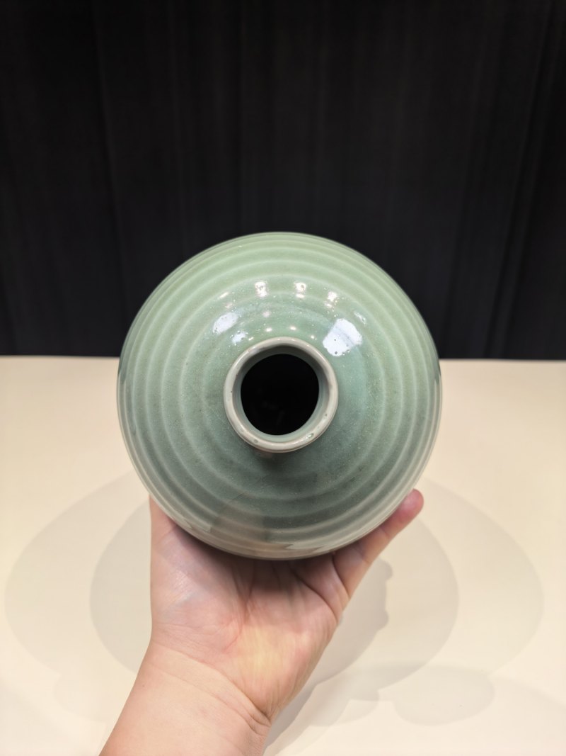 明 龙泉窑梅子青釉弦纹梅瓶 - 图4