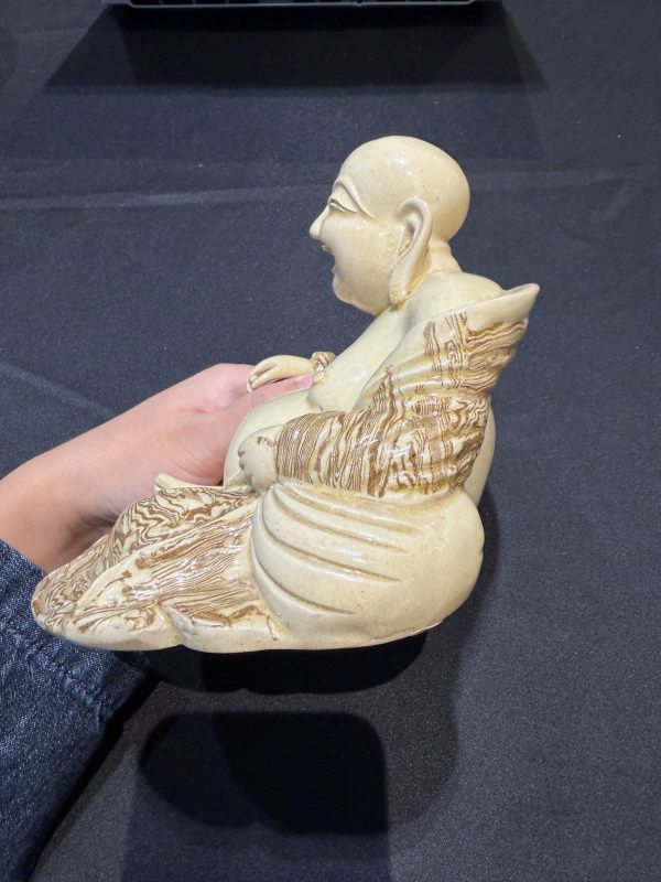 明 漳州窯絞胎米黃釉布袋和尚 - 图9