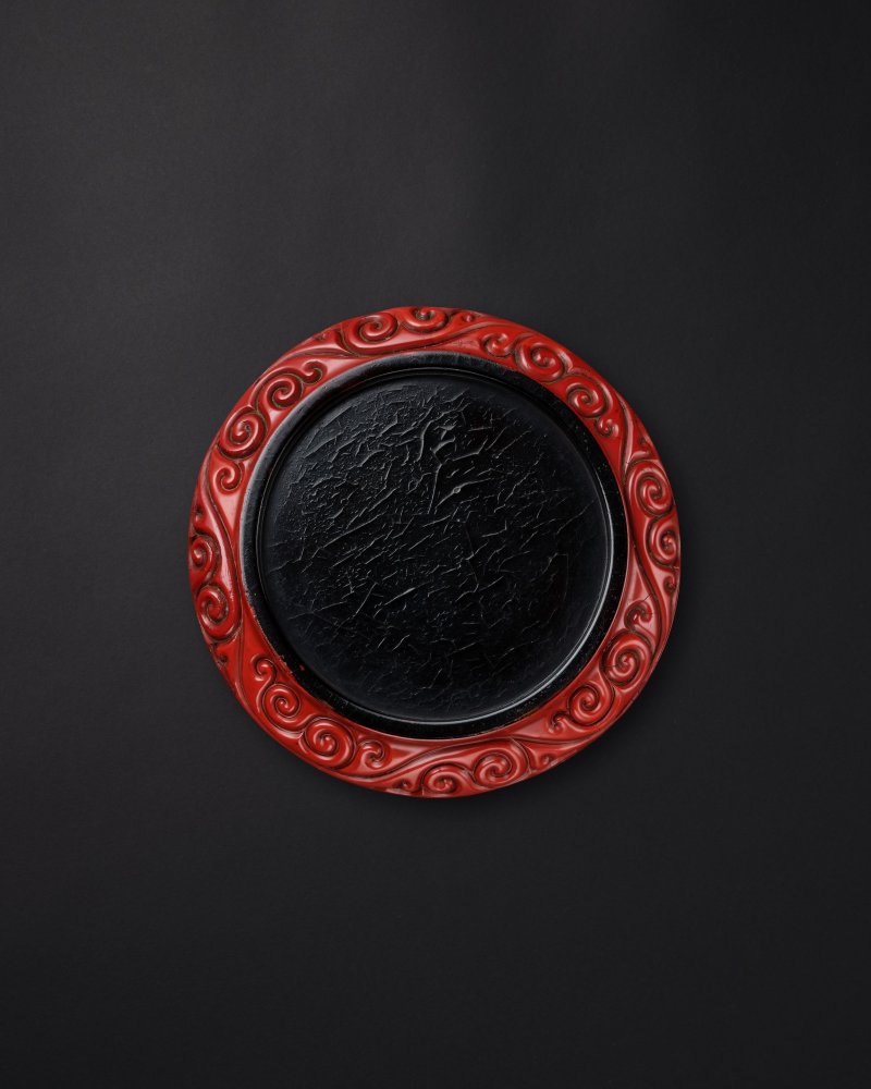 元　剔紅菊花紋盤 | A CARVED CINNABAR LACQUER 'CHRYSANTHEMUM' DISH - 图8