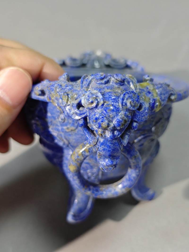    民国 青金石雕古铜纹香薰（附座） - 图9