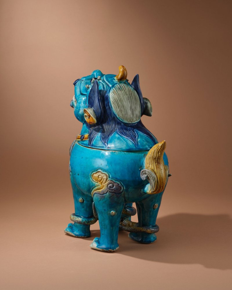 明弘治至嘉靖　琺華甪端薰爐 | A FAHUA LUDUAN INCENSE BURNER AND COVER - 图2