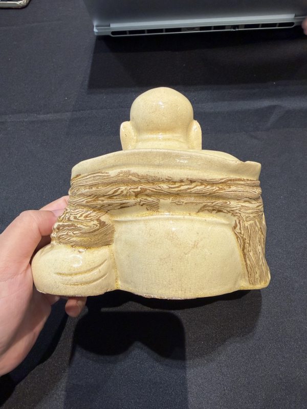 明 漳州窯絞胎米黃釉布袋和尚 - 图10