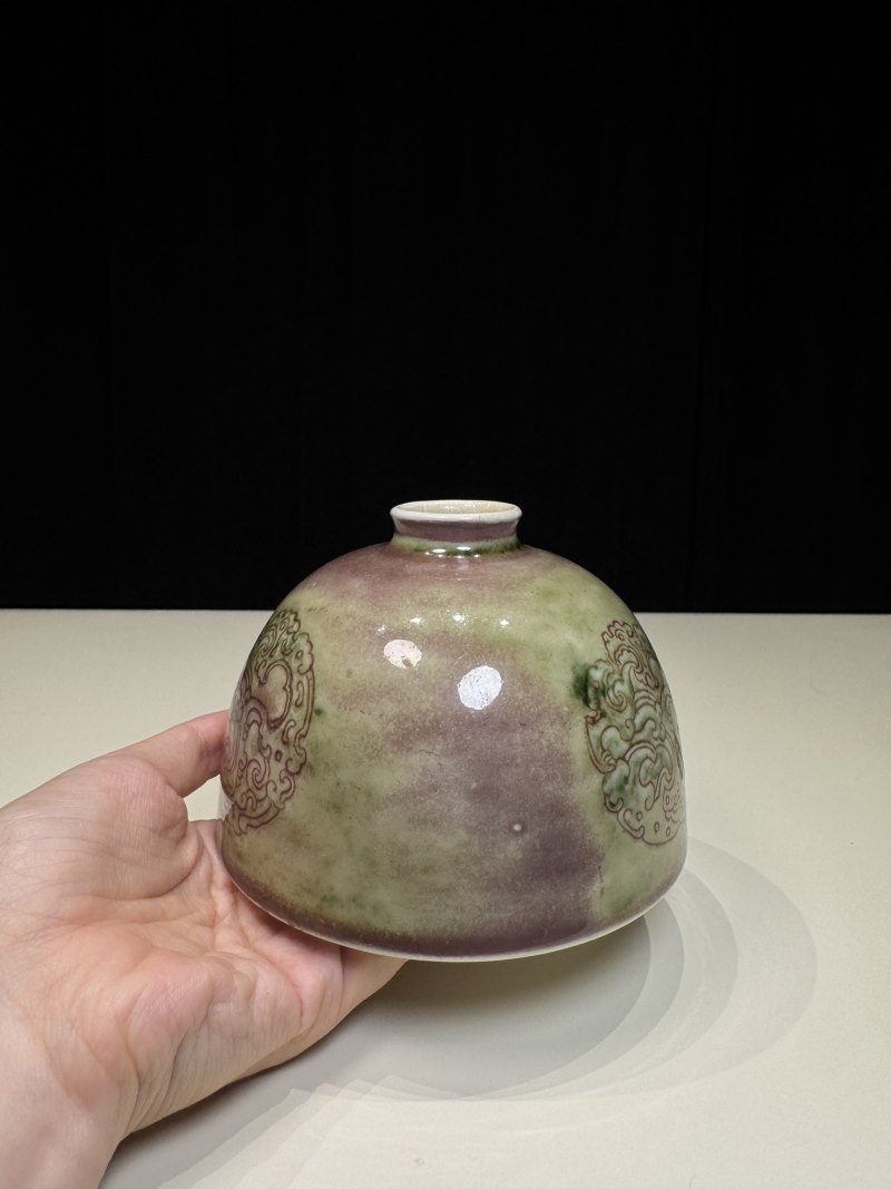 清康熙 豇豆红暗刻团螭纹太白尊 - 图6