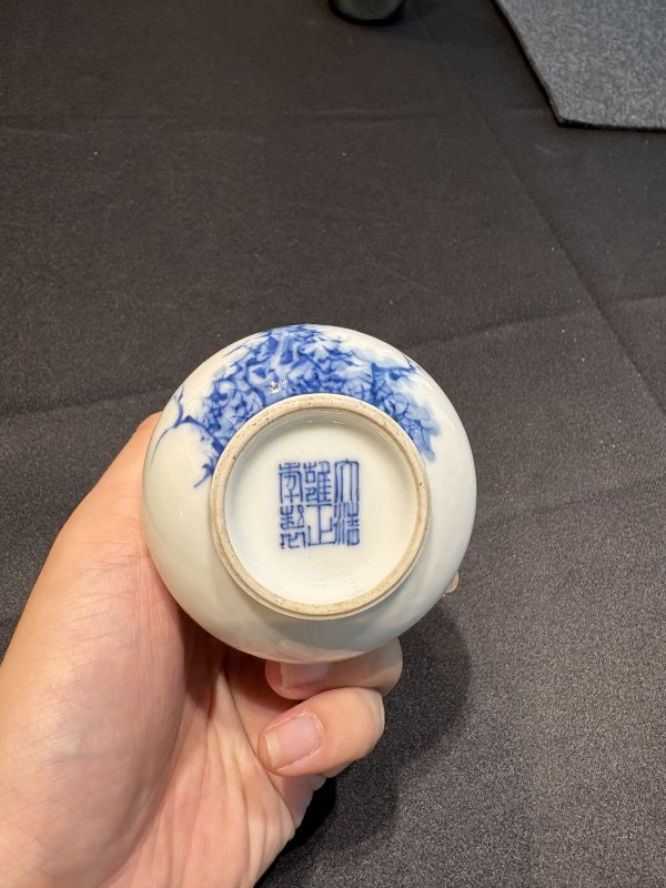 民國王步風格青花花鳥瓶 - 图9