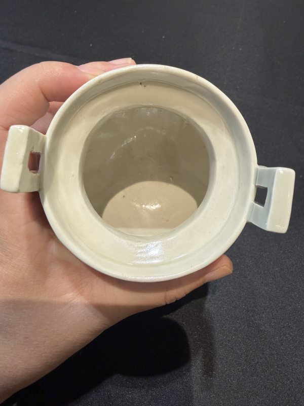 金 定窯白釉饕餮紋雙耳獸足爐 - 图12