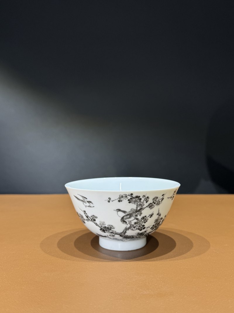 清道光 『嶰竹主人造』珐琅墨彩喜鹊登梅图碗 - 图4
