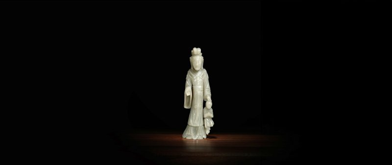 宋/金 青玉觀音及善財童子立像 | A RARE CELADON JADE FIGURE OF GUANYIN AND SUDHANA