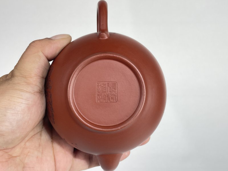 名家款紫砂壶一把 - 图4
