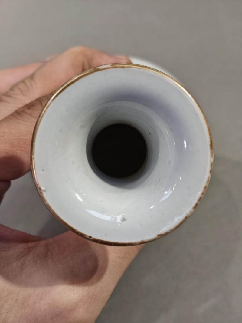    粉彩周敦颐爱莲玉壶春瓶 - 图5