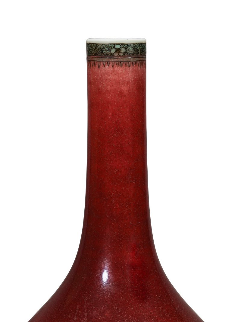 清康熙 郎窯紅釉綠彩暗刻花紋膽瓶  KANGXI PERIOD (1662-1722) - 图3