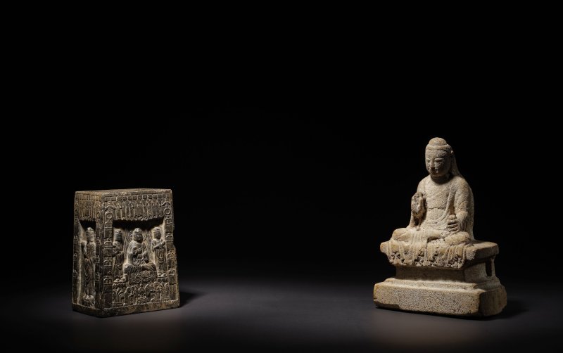 唐　石雕佛坐像 | A SMALL STONE FIGURE OF SEATED BUDDHA - 图1