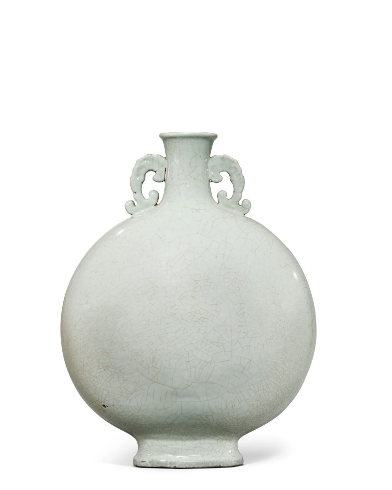 清乾隆　仿官釉抱月瓶 | A LARGE GUAN-TYPE MOONFLASK, BIANHU - 图4
