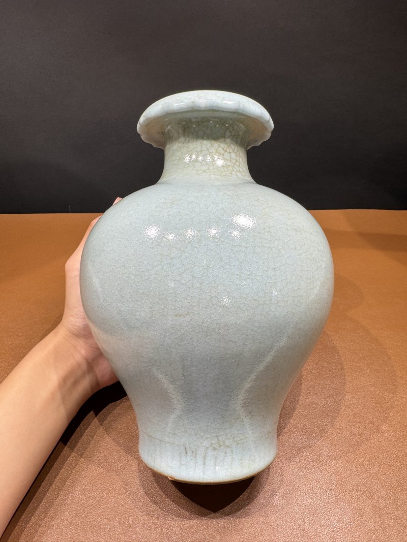 清乾隆 仿汝釉石榴尊 - 图3