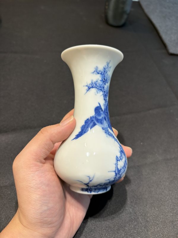 民國王步風格青花花鳥瓶 - 图12