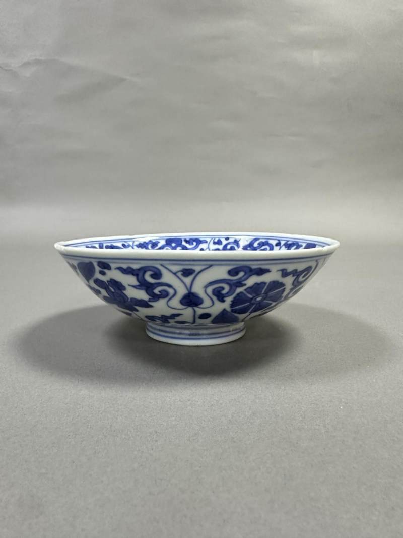    明末清初 青花缠枝栀子纹碗 - 图2