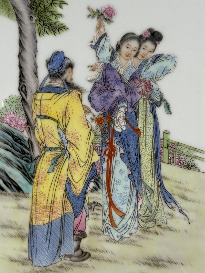 民国 粉彩十二花神故事图琮式瓶一对 - 图10