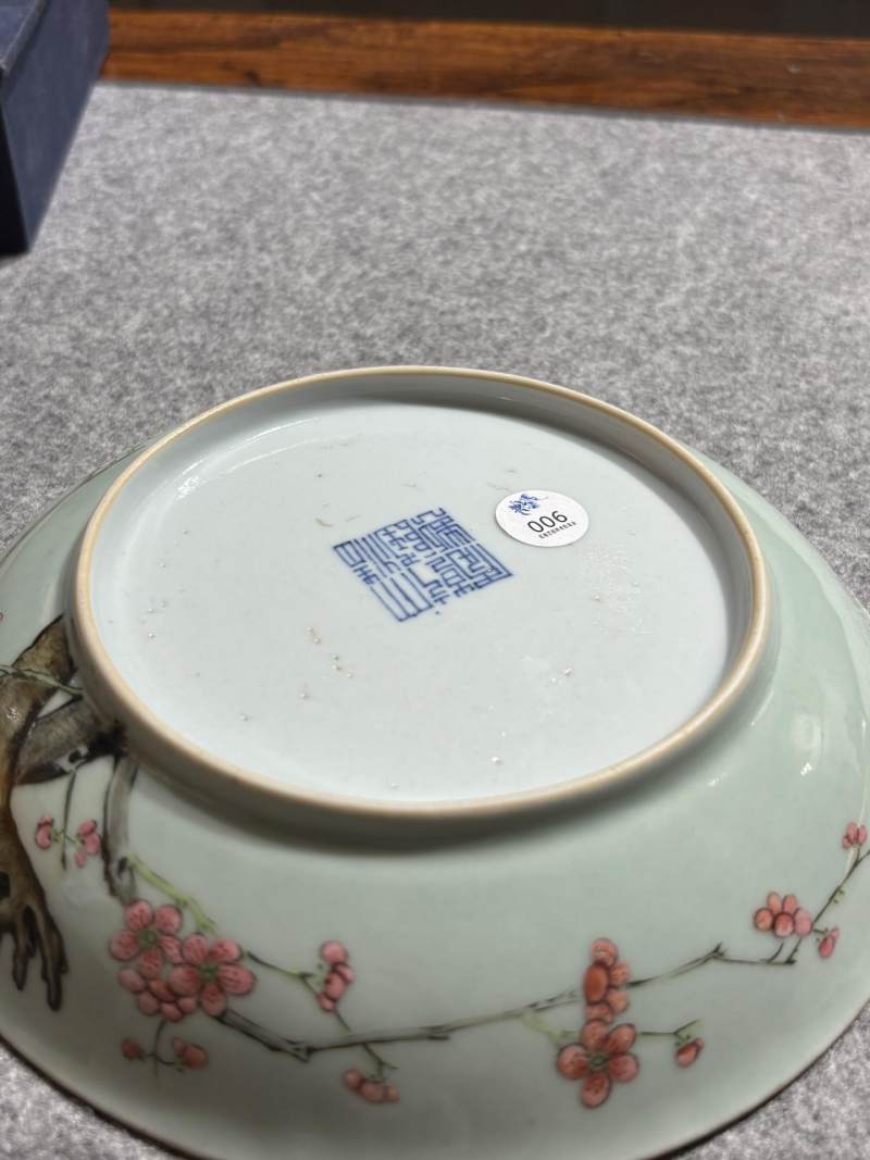    清乾隆 青釉粉彩过枝梅花盘 - 图10
