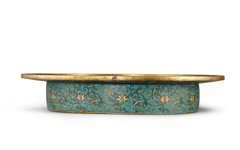 清乾隆　掐絲琺瑯鳳穿牡丹紋折沿盤 | A MASSIVE MAGNIFICENT CLOISONNÉ ENAMEL 'PHOENIX' BASIN - 图8