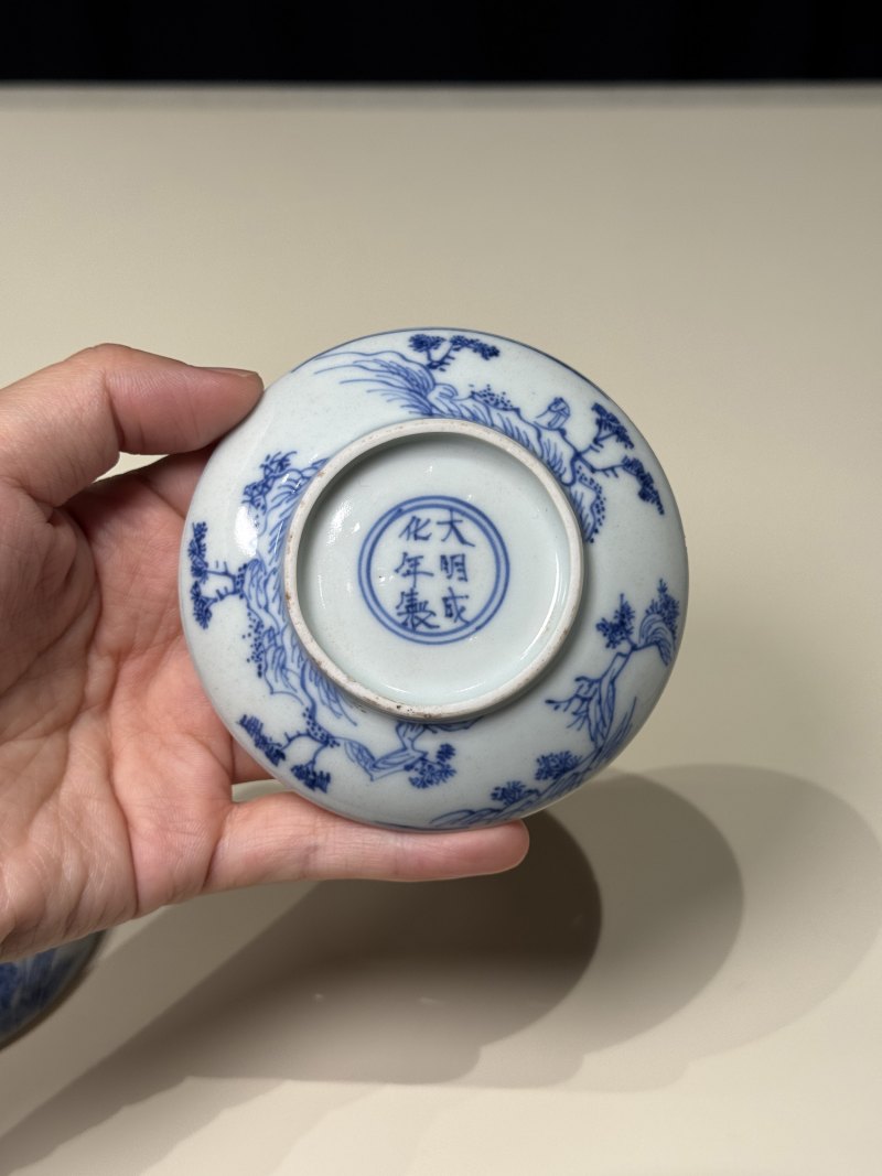 清康熙 青花仕女蹴鞠图盖盒 - 图5