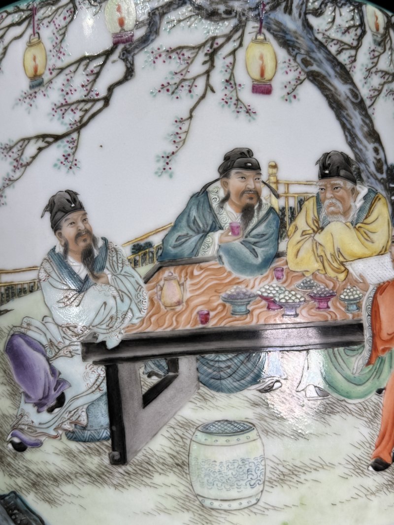 民国 绿地粉彩春夜宴桃李园图灯笼瓶一对 - 图19