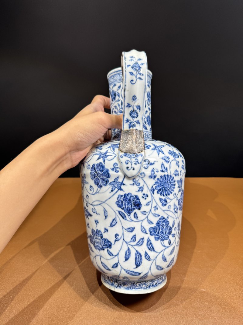 明永乐 青花缠枝花卉纹执壶 - 图7