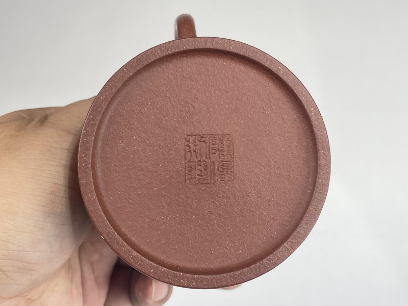 名家款紫砂壶一把 - 图5