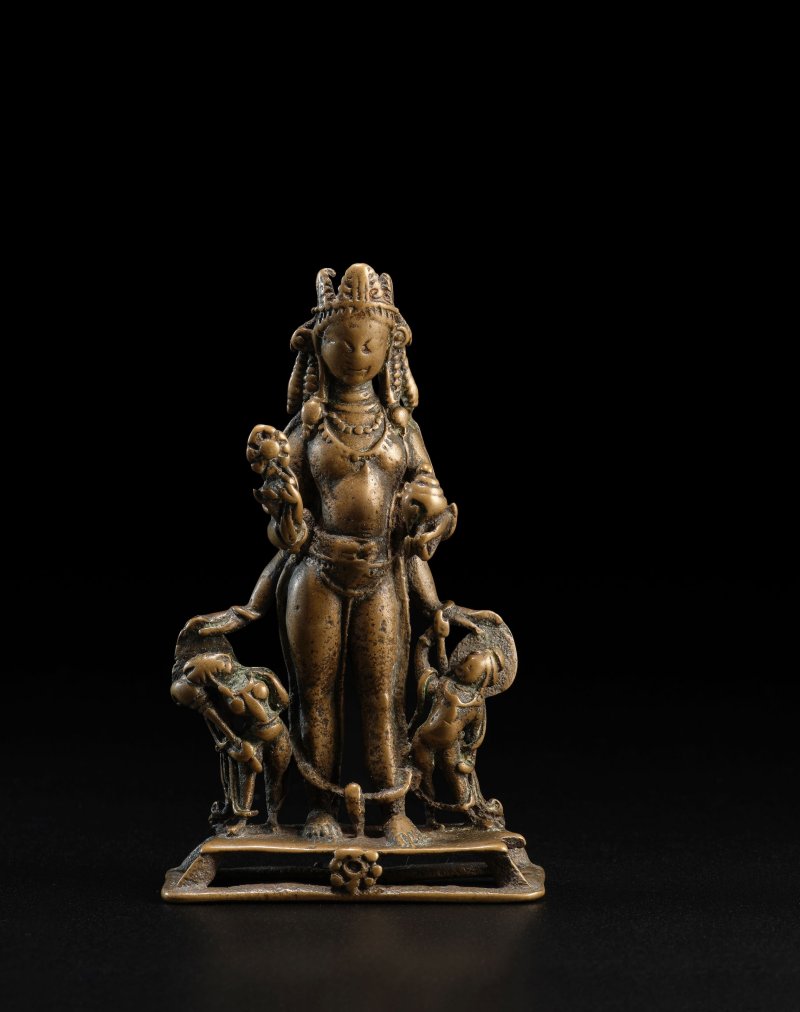 克什米爾或喜馬偕爾邦 九/十世紀 毗濕奴銅像 | A COPPER ALLOY FIGURE OF VISHNU - 图3