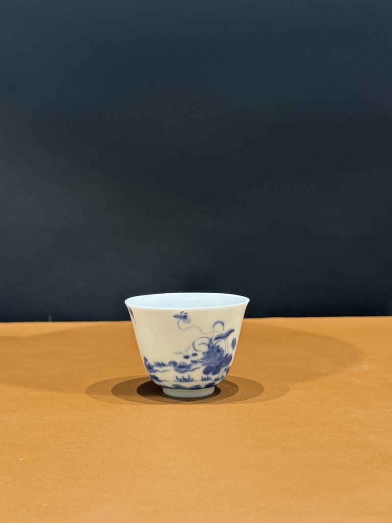 清康熙 青花鸳鸯荷花纹花神杯 - 图5