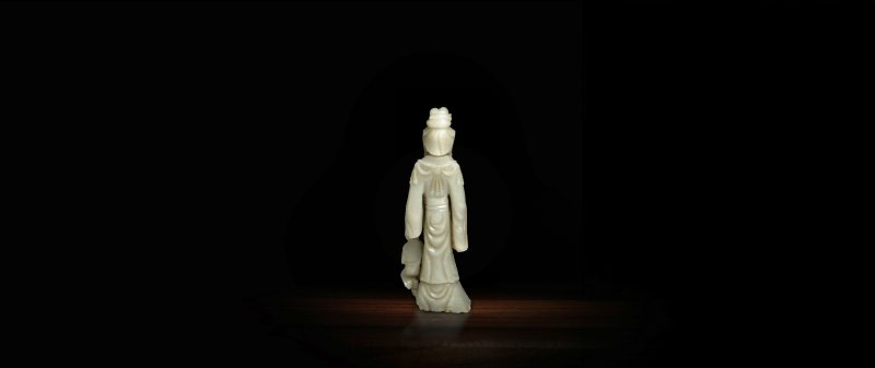 宋/金 青玉觀音及善財童子立像 | A RARE CELADON JADE FIGURE OF GUANYIN AND SUDHANA - 图6