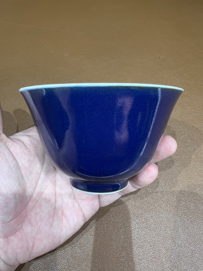 清雍正 宝石蓝釉金钟杯一对 - 图14