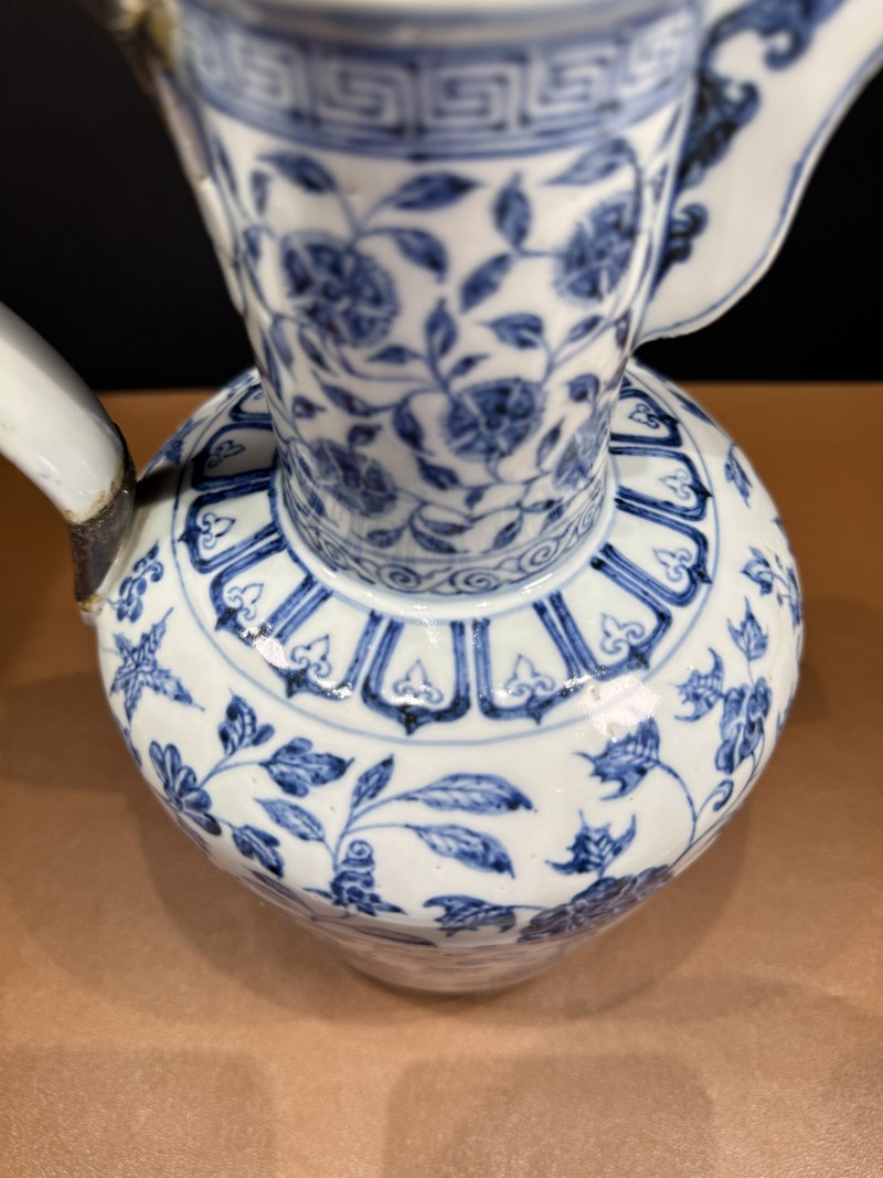 明永乐 青花缠枝花卉纹执壶 - 图9