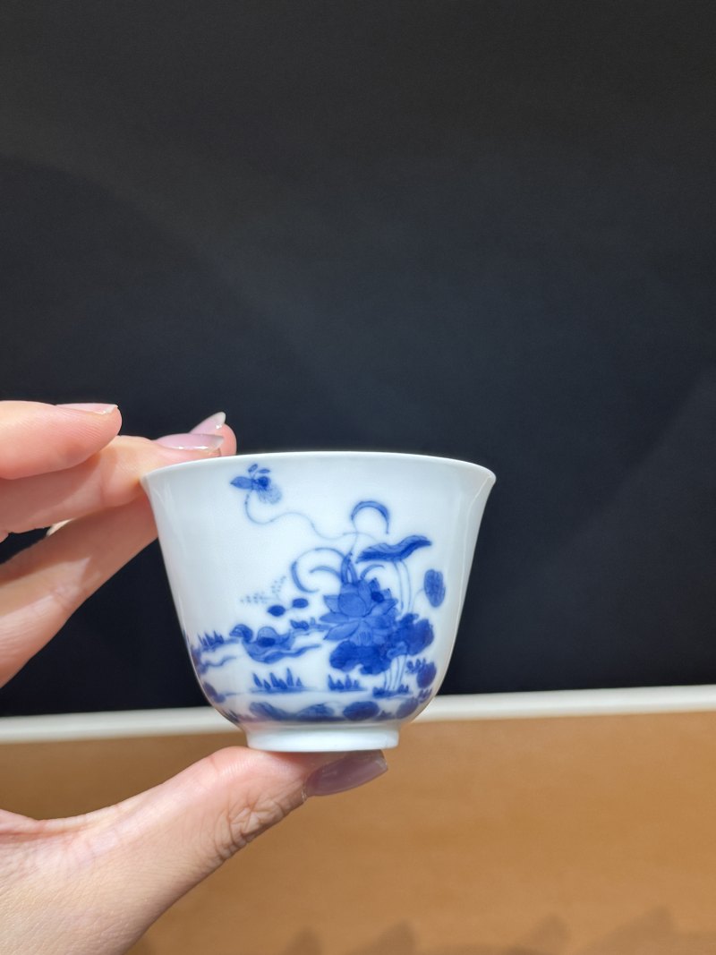 清康熙 青花鸳鸯荷花纹花神杯 - 图6