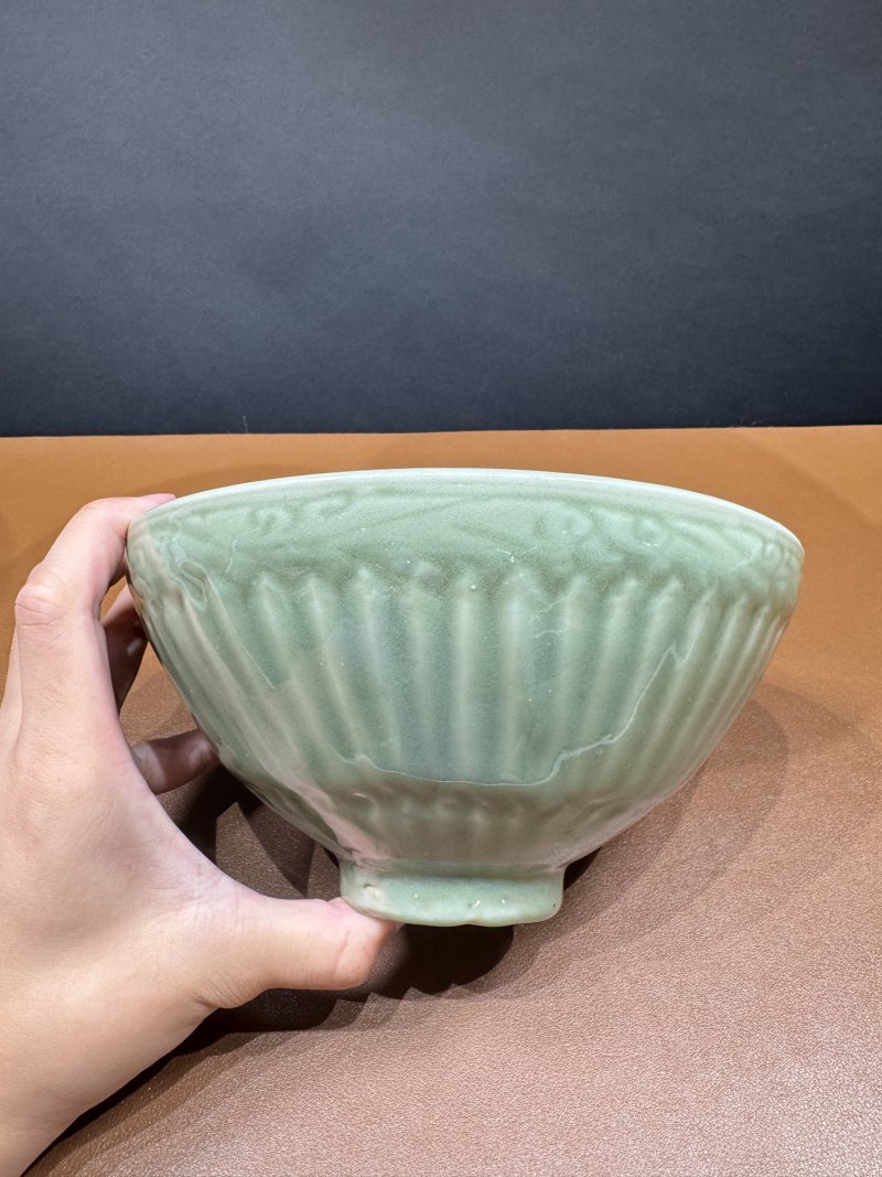 明永乐 龙泉莲瓣鸡心碗一对 - 图7