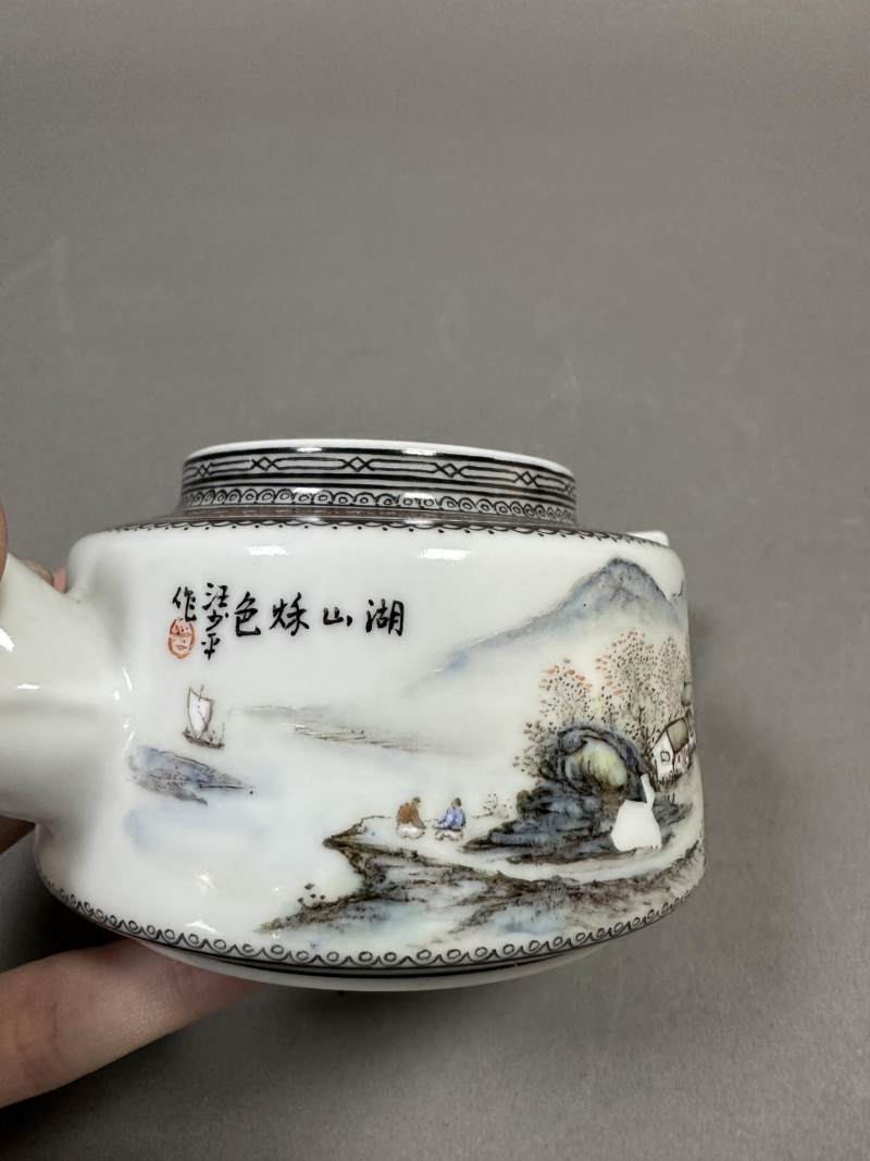    汪少平绘 新彩山水胜利壶 - 图8