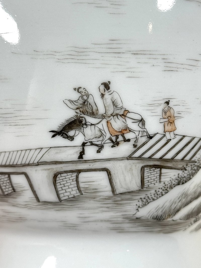民国 墨彩山水图辅首尊 - 图13