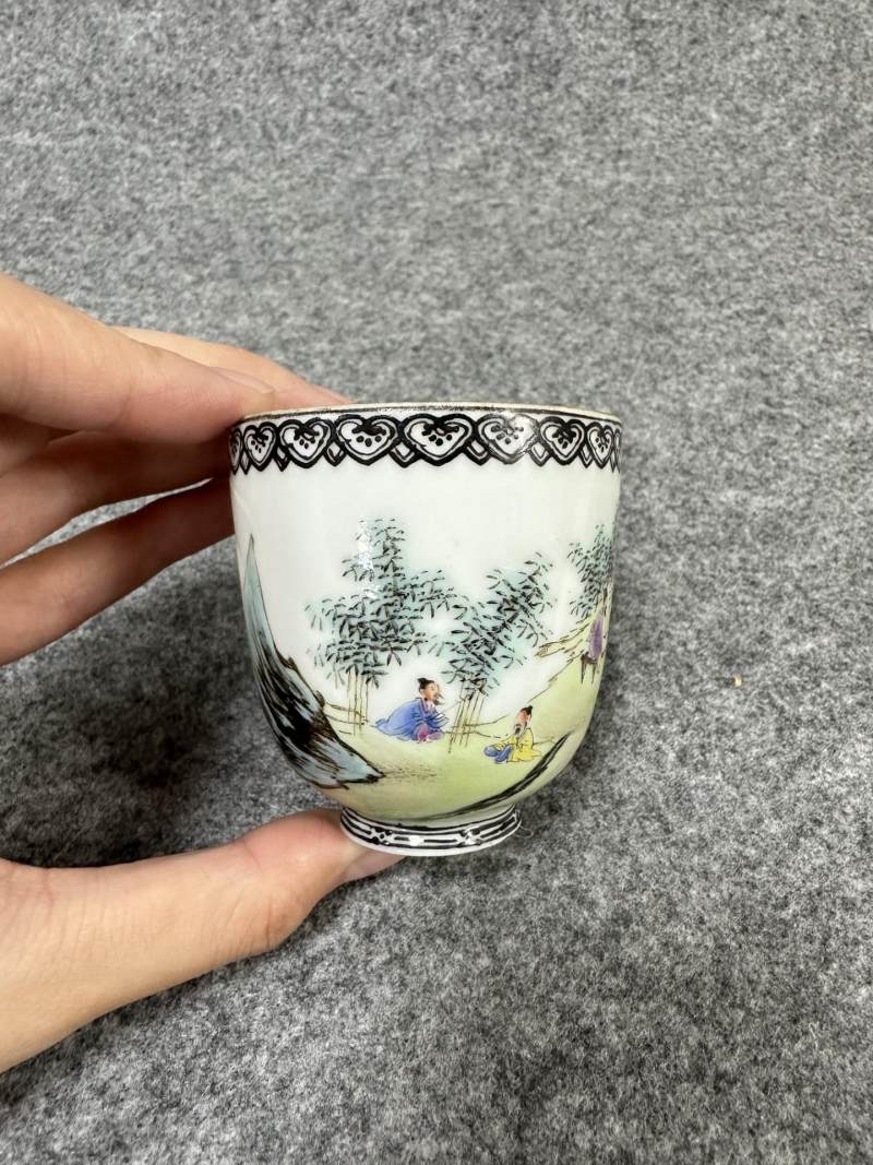    民国 薄胎粉彩竹林七贤杯 - 图4