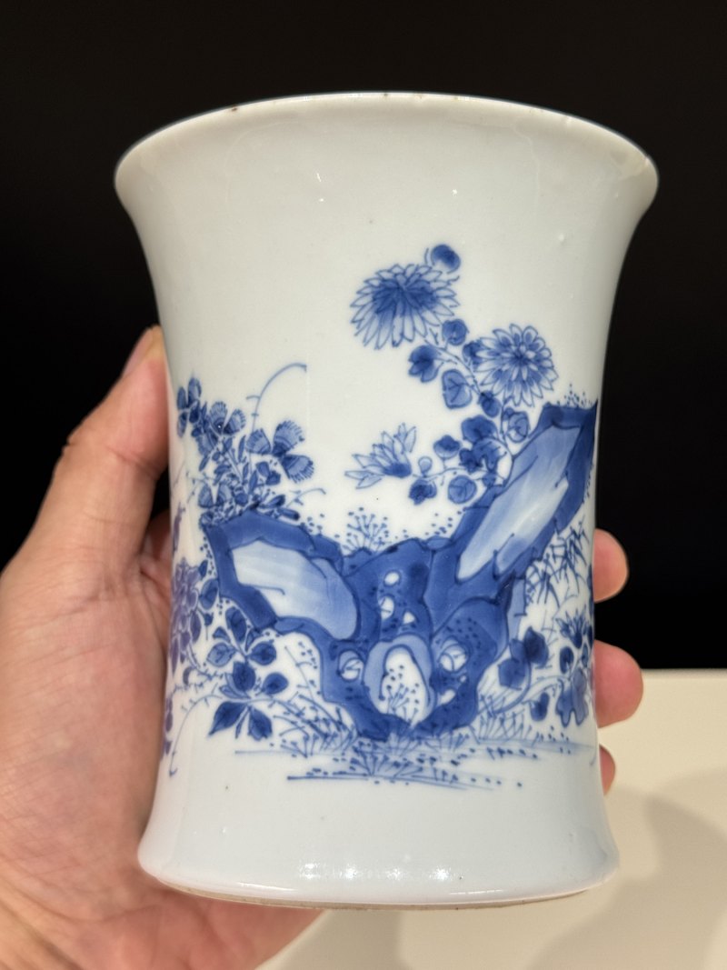 清康熙 青花花蝶纹束腰笔筒 - 图5