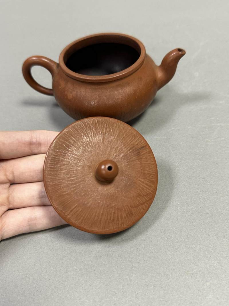    清 朱砂壶、锡茶叶罐（2件/组） - 图5