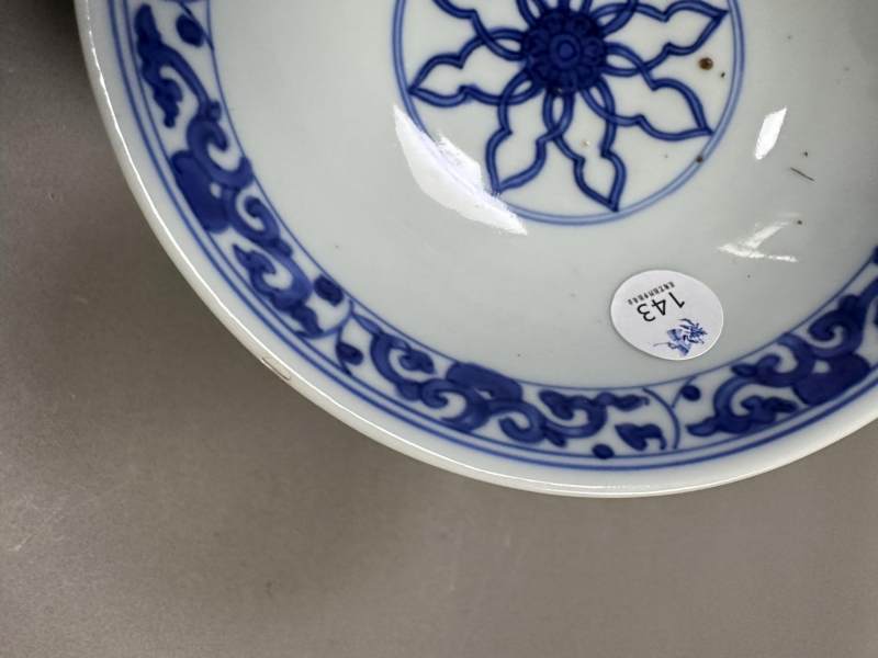    明末清初 青花缠枝栀子纹碗 - 图10